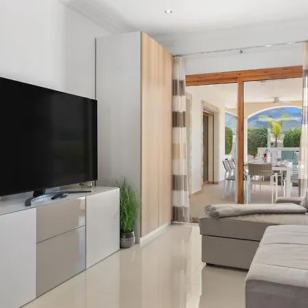 Karat Luso Costa Adeje (Tenerife)